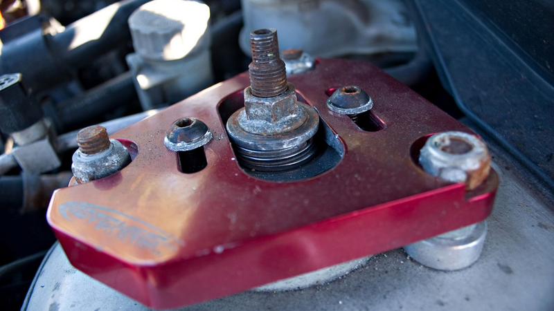 Illustration for article titled How Not To Lower Your Car Gallery